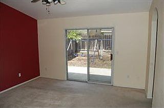 5th image of 701 Los Altos Dr