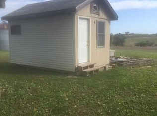 16797 W Barclay Rd, Polo, IL 61064