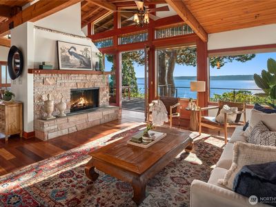 10819 44th Avenue SW, Seattle, WA, 98146