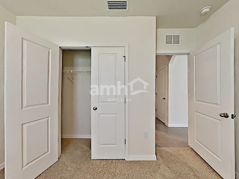 2840 Greenleaf Ter — Photo 18