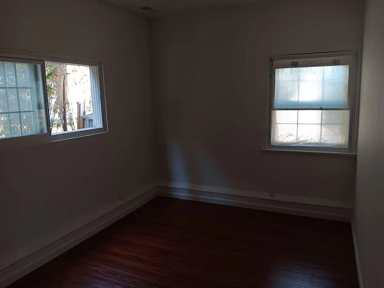 7318 W 88th St — Photo 15