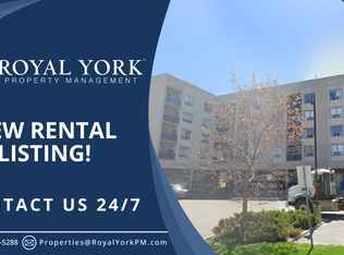 160 Wellington St E #0, Aurora, ON L4G1J3