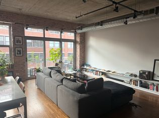 933 W Van Buren St APT 602, Chicago, IL 60607