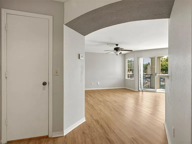 7300 Westpointe Blvd #725 — Photo 7