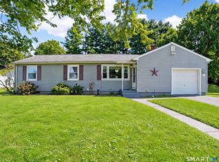 14 Alexander Drive, Cromwell, CT 06416
