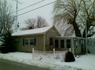 10158 W Locust Point Rd, Oak Harbor, OH 43449