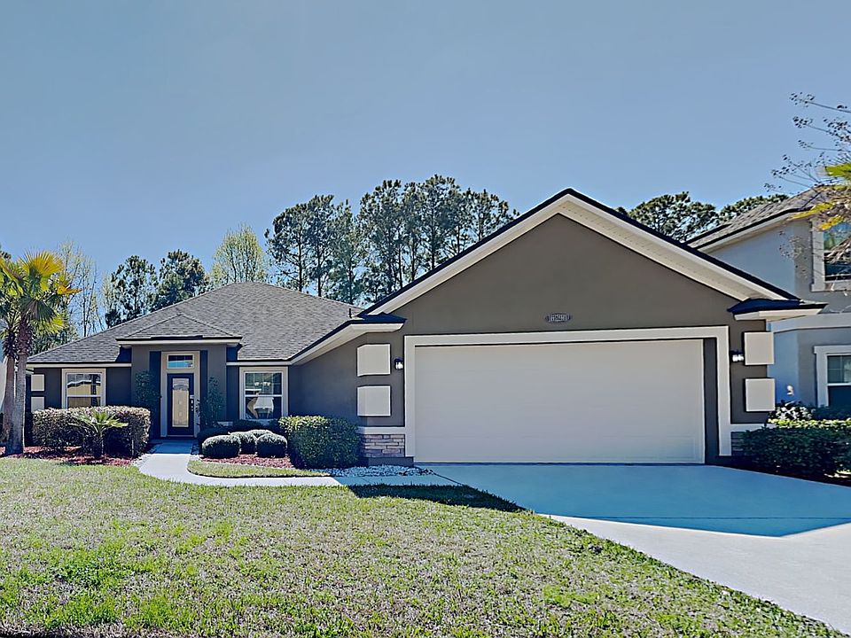 1st image of 16290 Hunters Hollow Trl