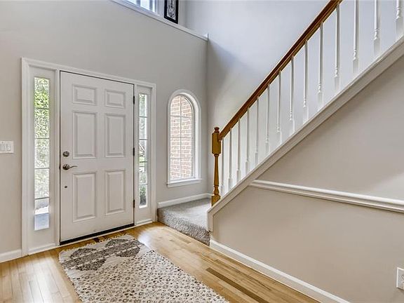 2nd image of 1815 Hidden Springs Walk SE
