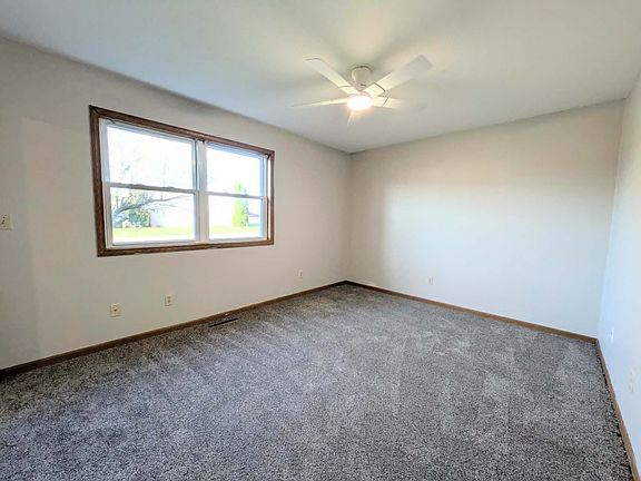 5th image of 1571 Girard Way