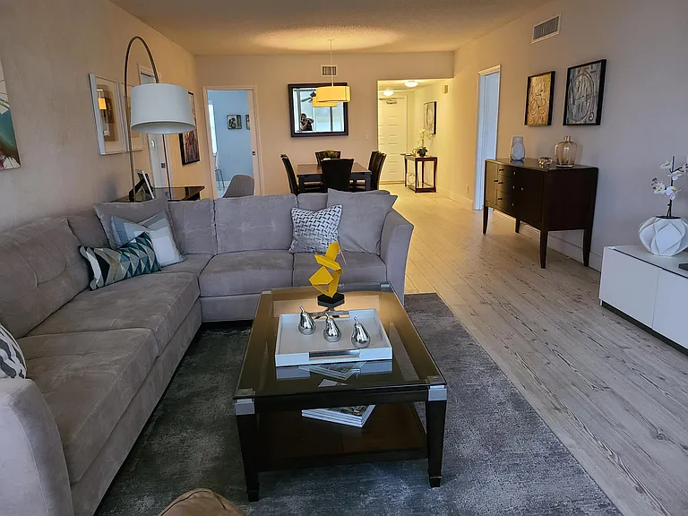 804 Cypress Blvd #104 — Photo 4