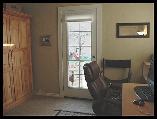 downstairs bedroom can be used as master or den