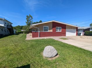 460 Treeside Dr #1, Akron, OH 44313