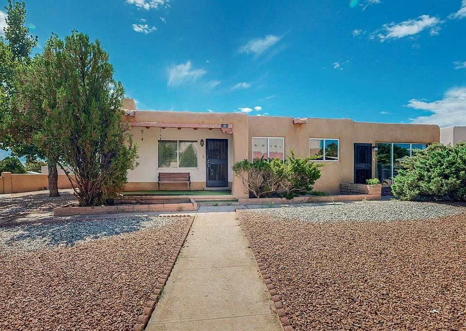1st image of 1004 Calle Sierra Vis