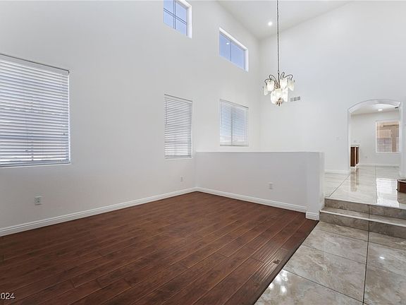 4th image of 5244 Coral Hills St
