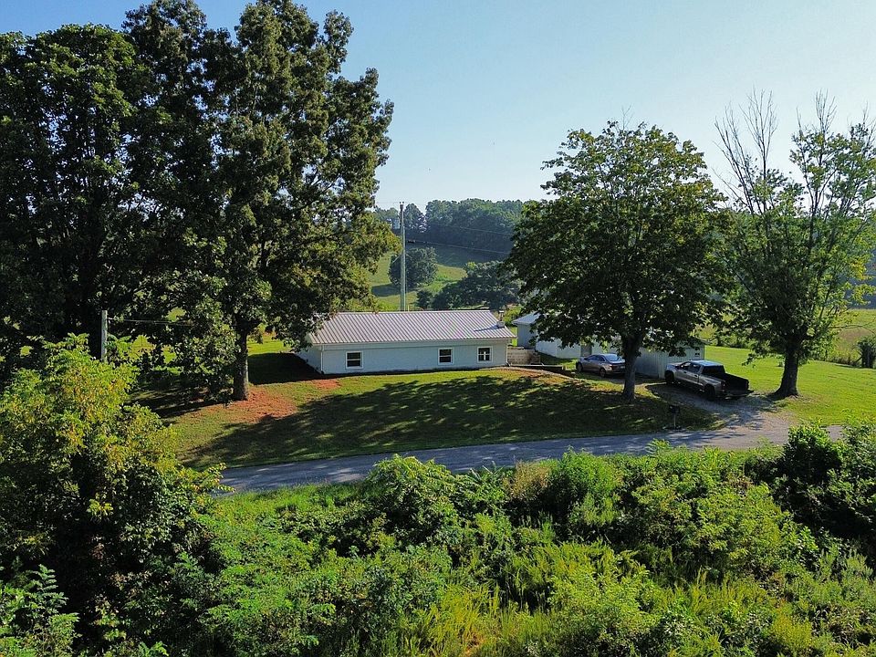 1st image of 333 Deerfield Rd