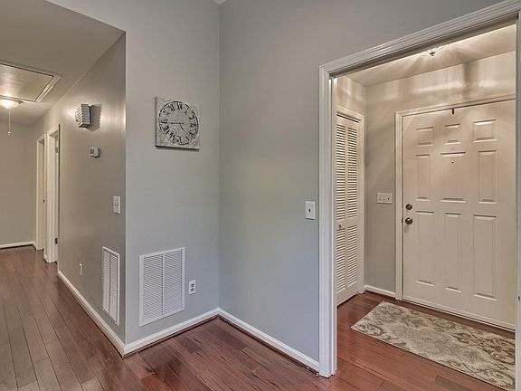 5th image of 1600 Murraywood Ct
