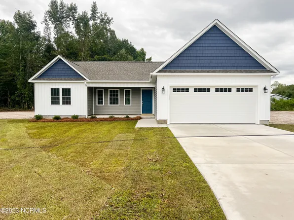 179 Oakley Drive, New Bern, NC 28560
