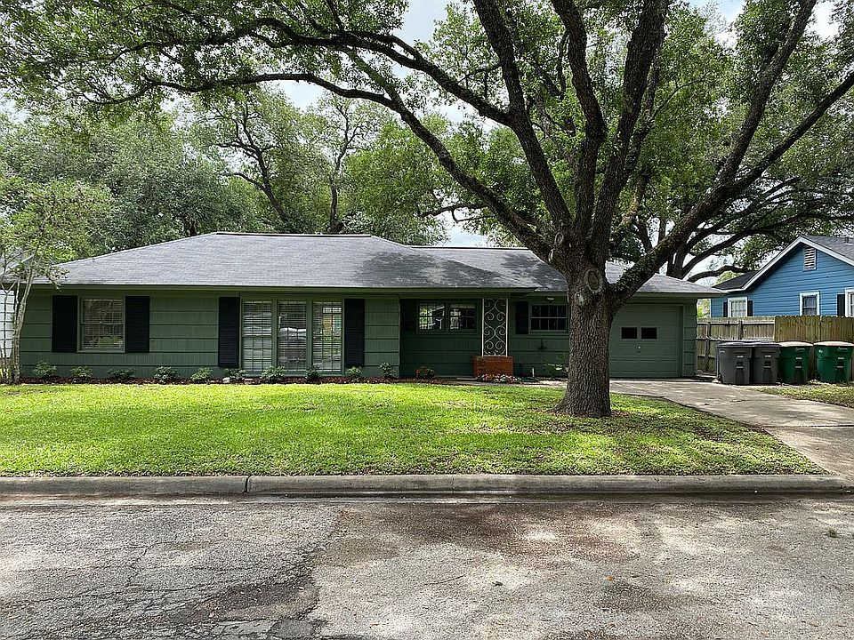 1st image of 1803 E Park Ave