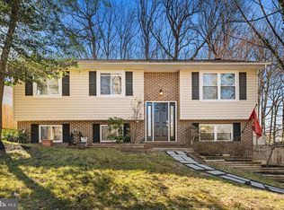 7710 Suitt Dr, Pasadena, MD