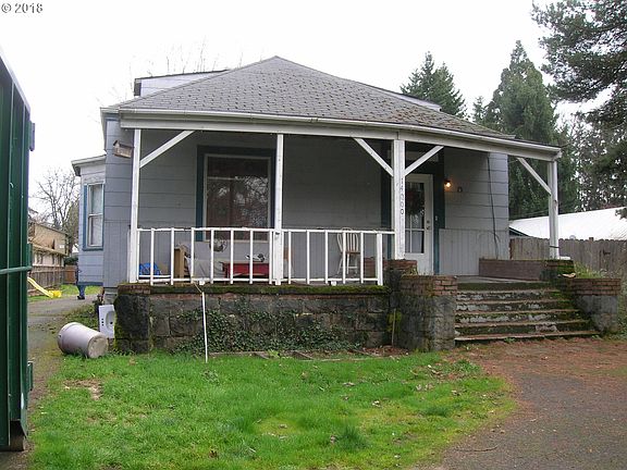 2nd image of 14000 SE Linden Ln