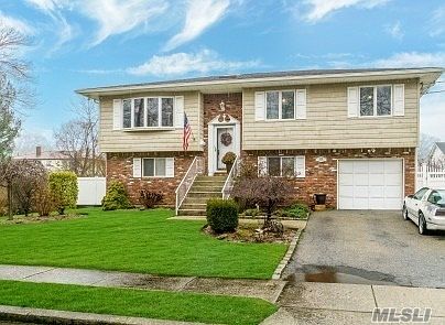 1st image of 209 Abbington Ct