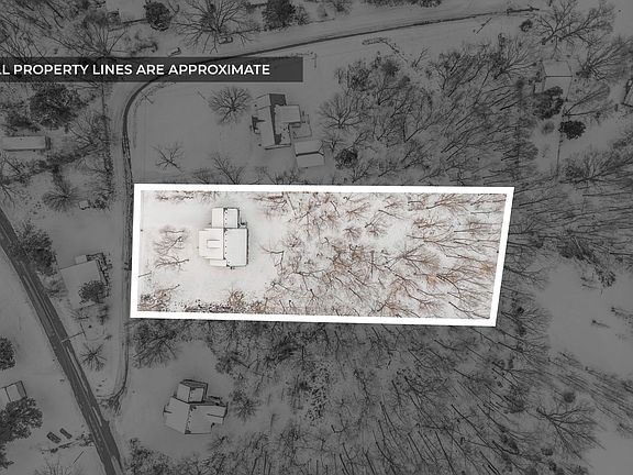 3rd image of 1558 Griffin Cir