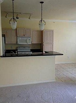5th image of 500 Gardens Edge Dr #512