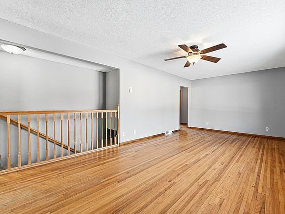 4th image of 1800 131st Ave NW