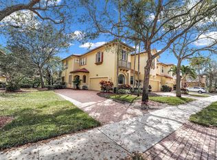 5747 NW 119th Dr, Pompano Beach, FL 33076