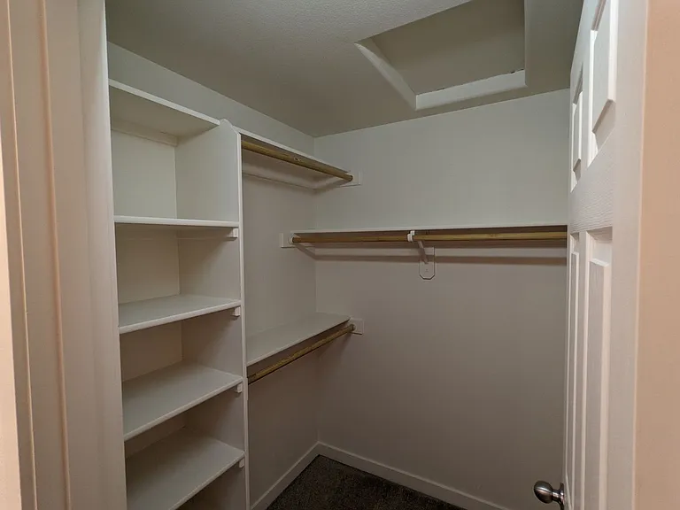 Halsey East Townhomes — Photo 172
