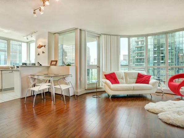 555 Jervis St #1505, Vancouver, BC V6E 4N1
