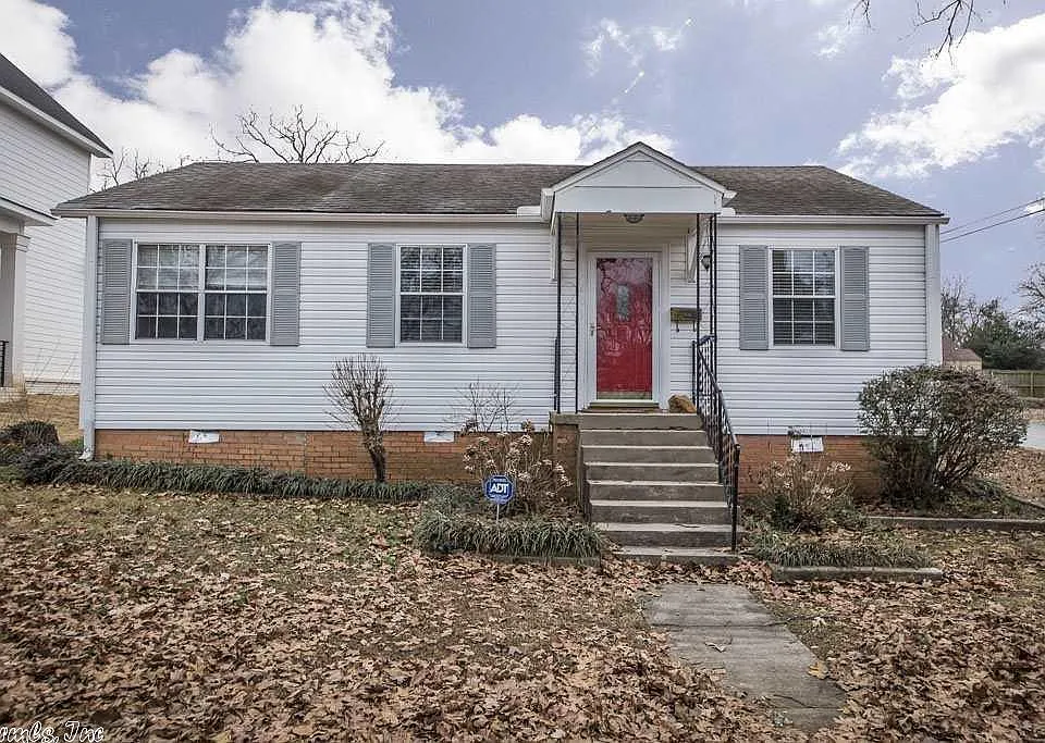 2201 Westover Dr