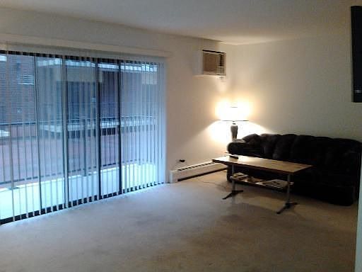 5th image of 9520 S Mayfield Ave