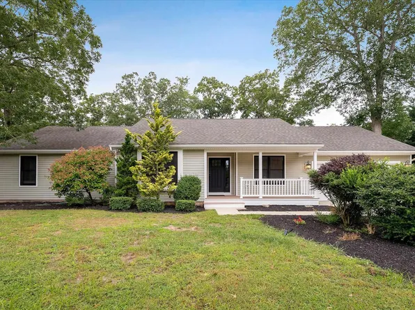 7 Olin Dr, Cape May Court House, NJ 08210