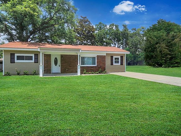 2nd image of 217 Chatham Villa Dr