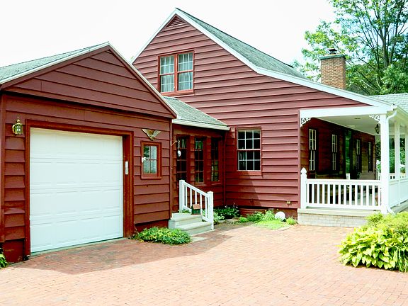 2nd image of 2036 Annetta Ave