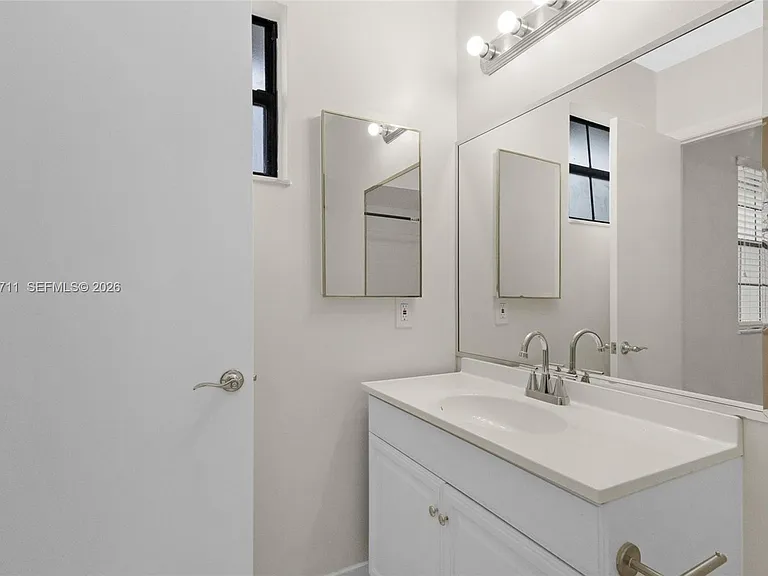 741 NW 105th Ter #TOWNHOUSE — Photo 17