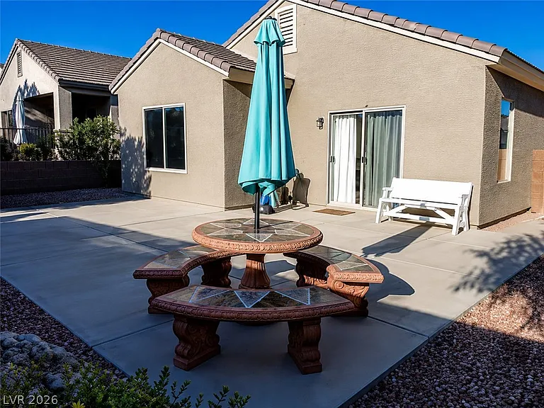 1872 High Mesa Dr — Photo 10