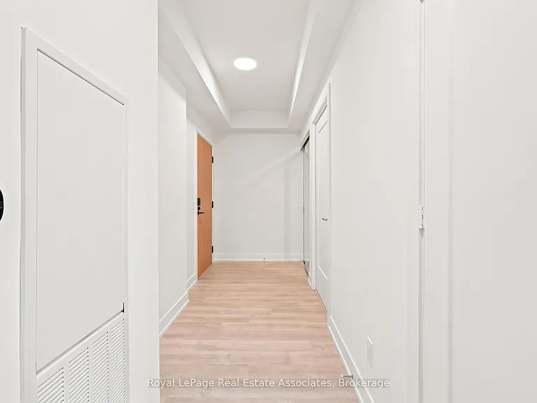 25 Cordova Ave #1812 — Photo 25