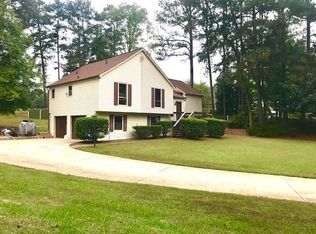 467 Shannon Green Cir SW, Mableton, GA 30126