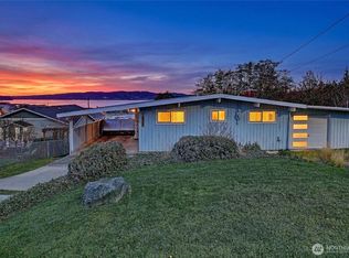 804 Sandstone Lane, Camano Island, WA 98282
