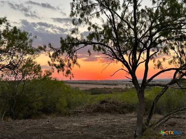 13004 Fm 3353, Kingsbury, TX 78638