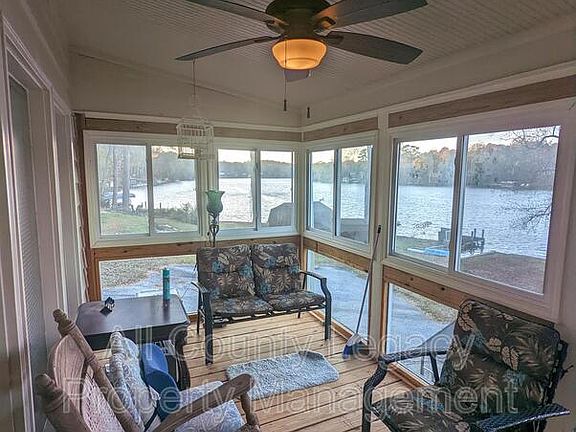 4th image of 8546 Lake Dr