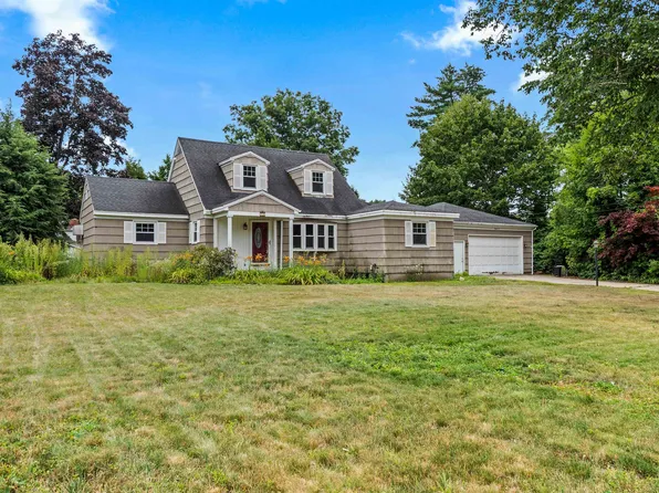 26 Lois Street, Rochester, NH 03867