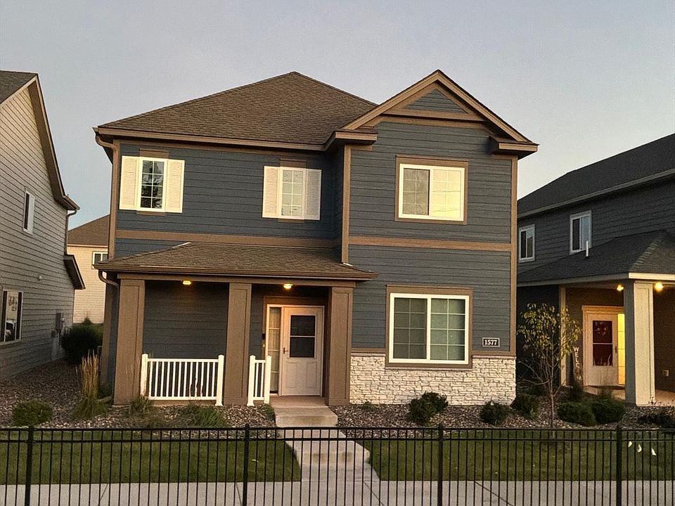 1st image of 1577 100th Ave NW