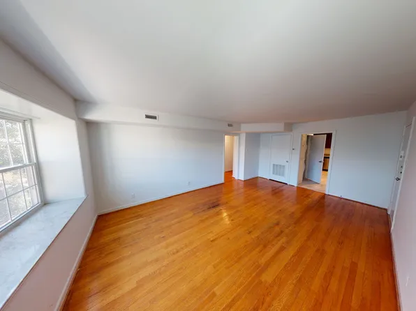 Forest Hill Court, 4205 Forest Hill Ave #3, Richmond, VA 23225