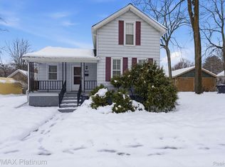 815 McPherson St, Howell, MI 48843