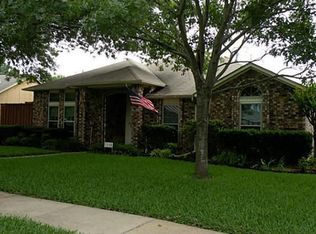7118 Lo Chalmers Ln, Garland, TX 75043