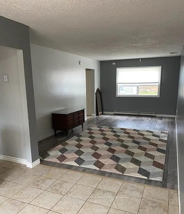 3 bed, $2,150 — Photo 2