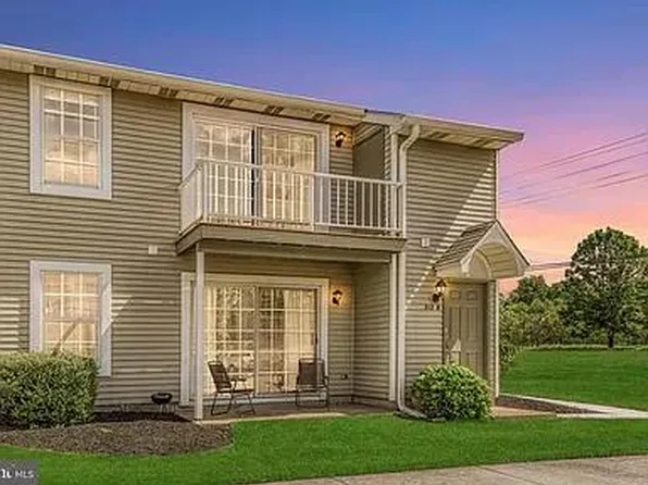 312 Willow Turn, Mount Laurel, NJ 08054